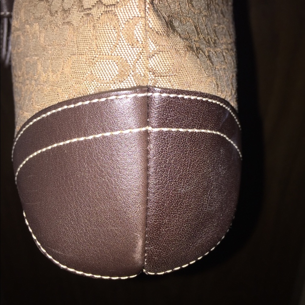 Coach Signature Collection - Picture 7 of 8